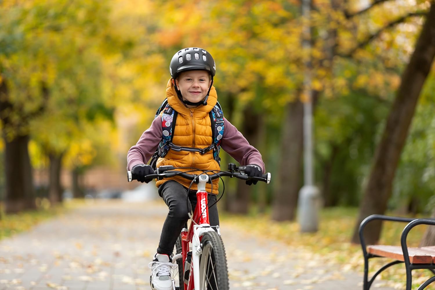 woom Kids’ Bike Helmet, Adjustable Children's Pinch-Free Helmet for Roller Skating & Scooting, Safe Bicycle & Cycling Helmet for Boys & Girls (1-14 Years Old)